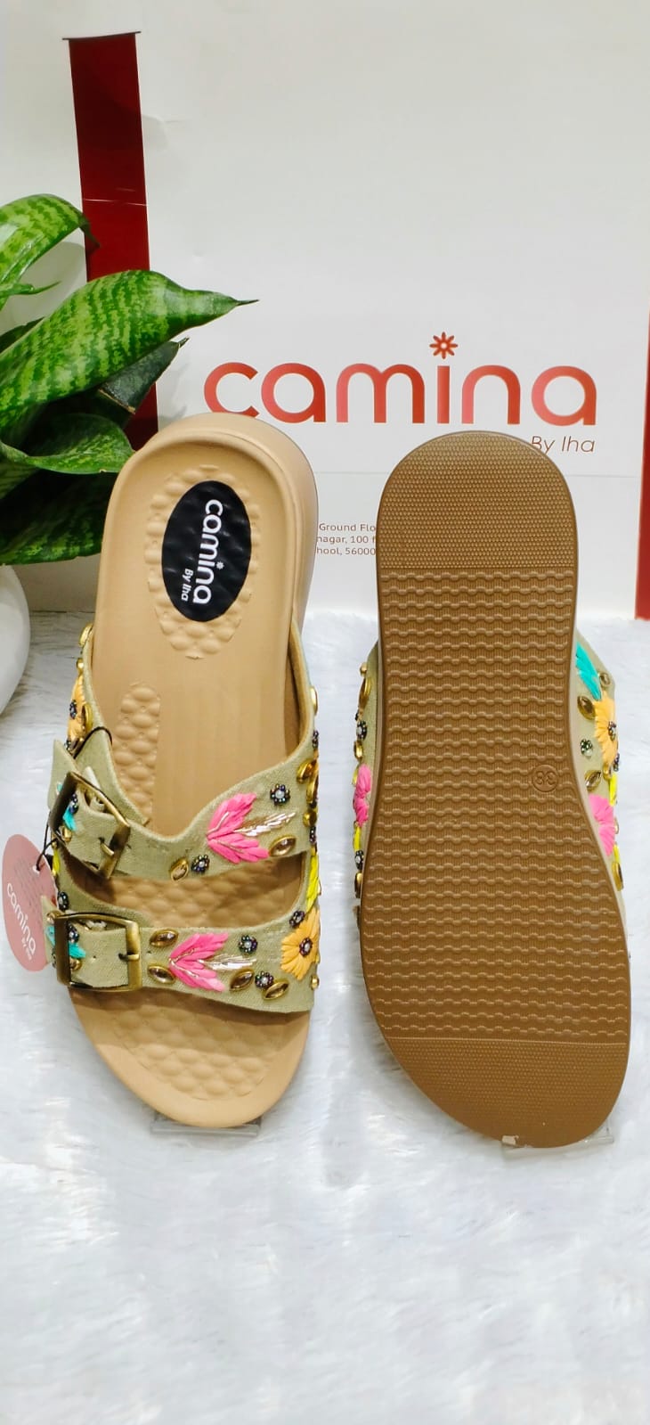 Floral Embroidered Buckle Sandals Comfort & Style A179