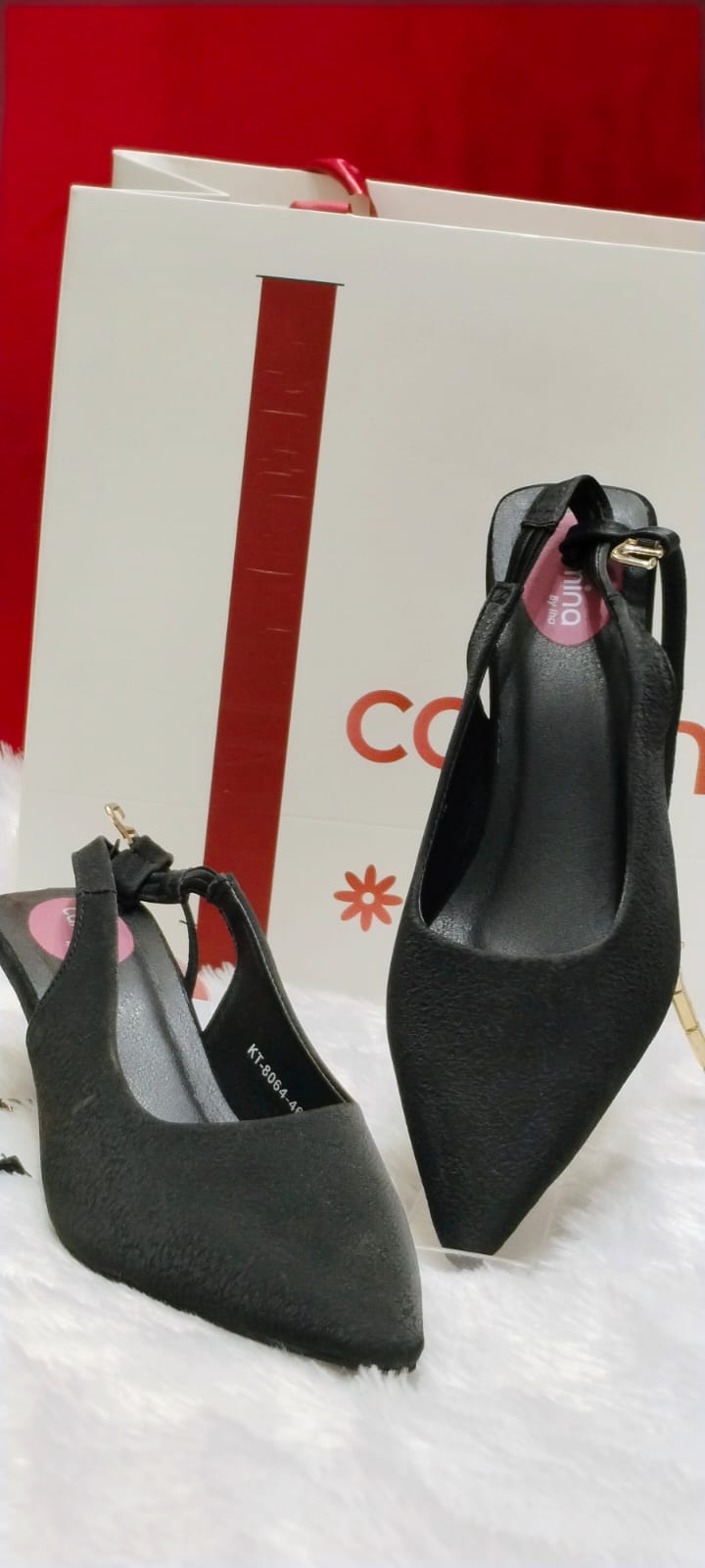 Pointed Toe Block Pumps With Buckles A198