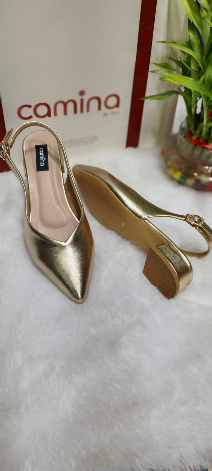 Luxe Gold Slingback Flats – Effortless Glamour-A169