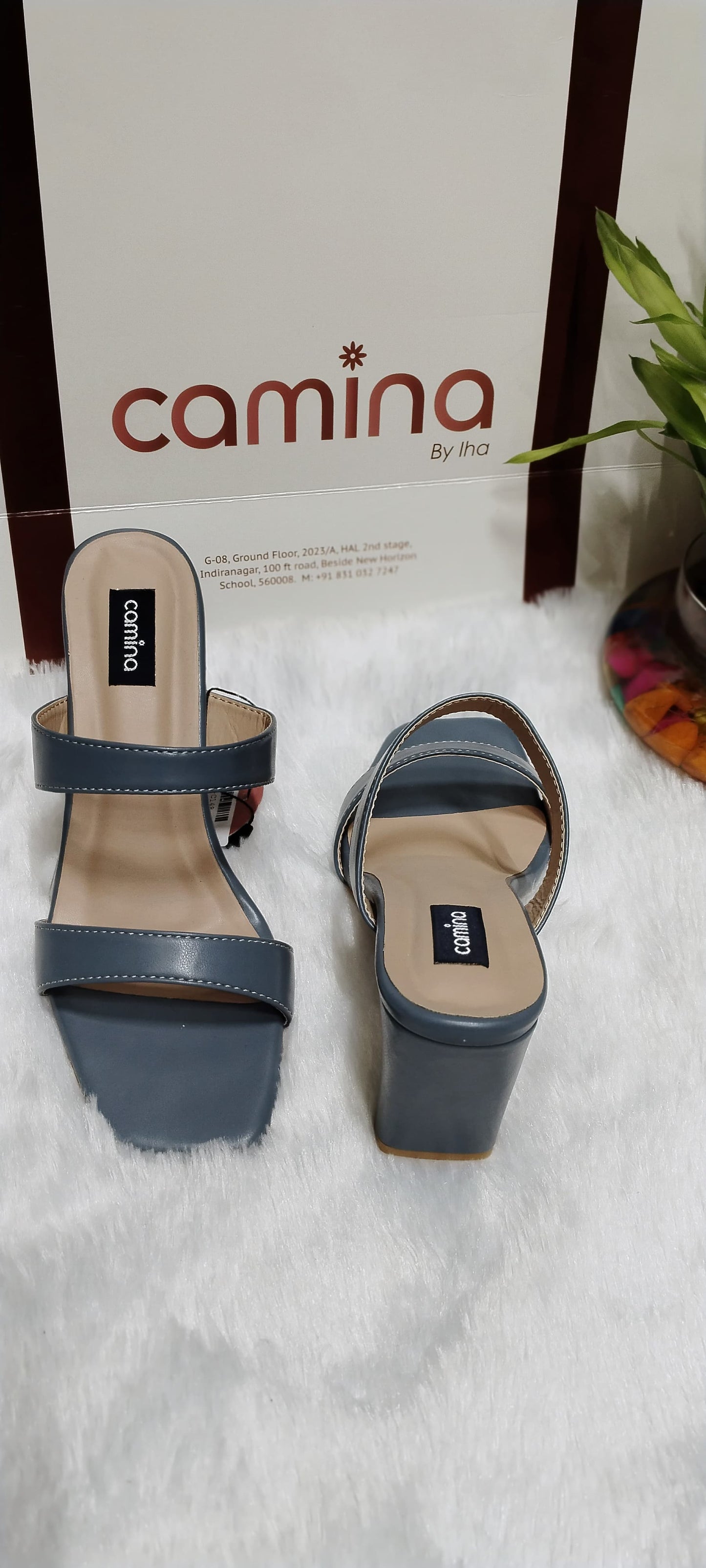 Elegant Color Blocked Party Pumps with Chic Buckle Detailing-C148