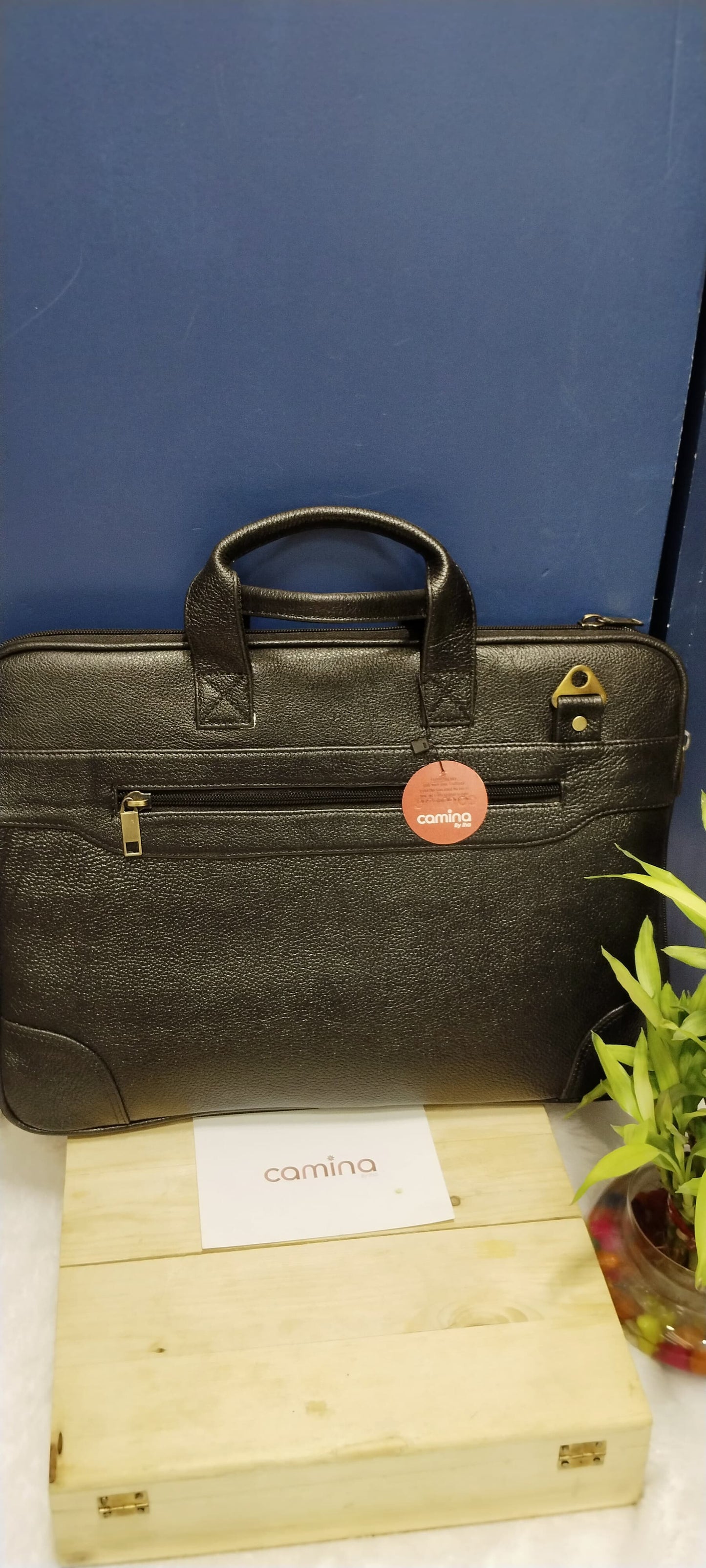 Camina Executive Leather Laptop Bag – Style & Functionality Combined