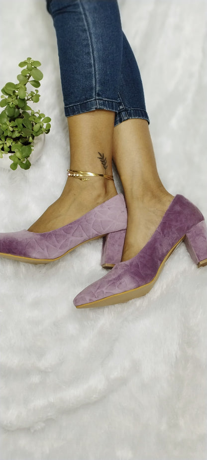 Solid Velvet Finish Pumps-A12