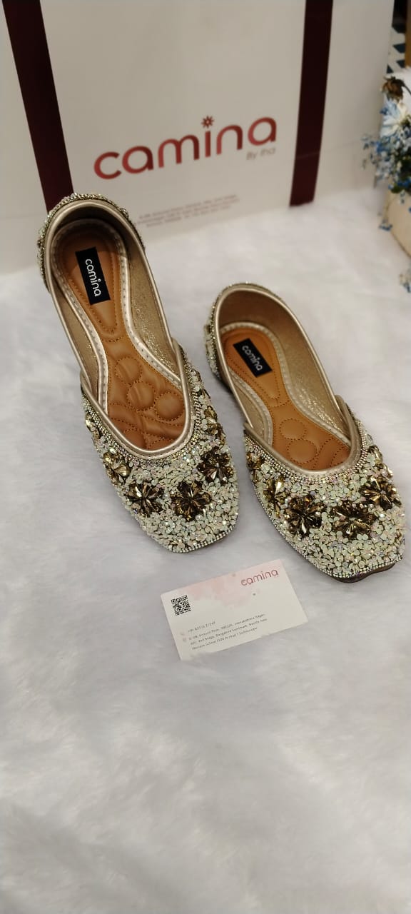 Comfort Women's  Sequins Soft Leather Embroidered Mojadi