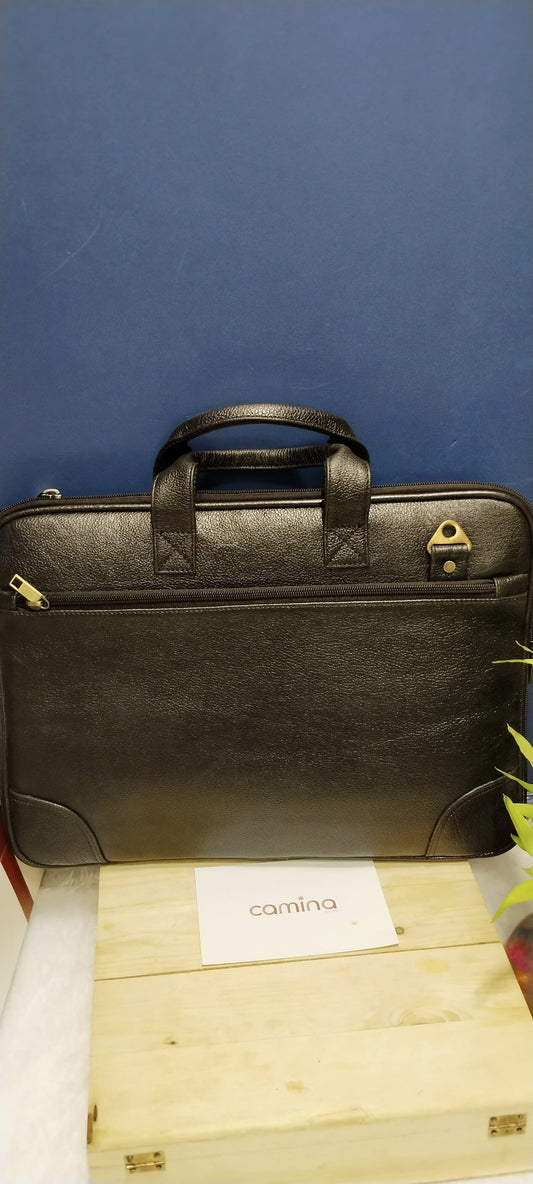 Camina Executive Leather Laptop Bag – Style & Functionality Combined