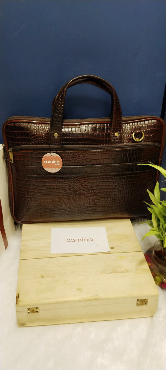 Executive Croc-Textured Laptop Bag – Elevate Your Professional Look