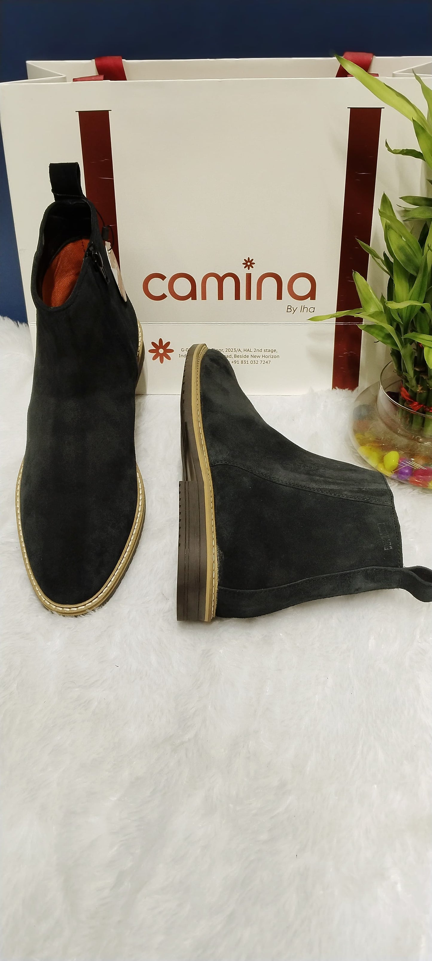 Swede Leather Solid Ankle Boot