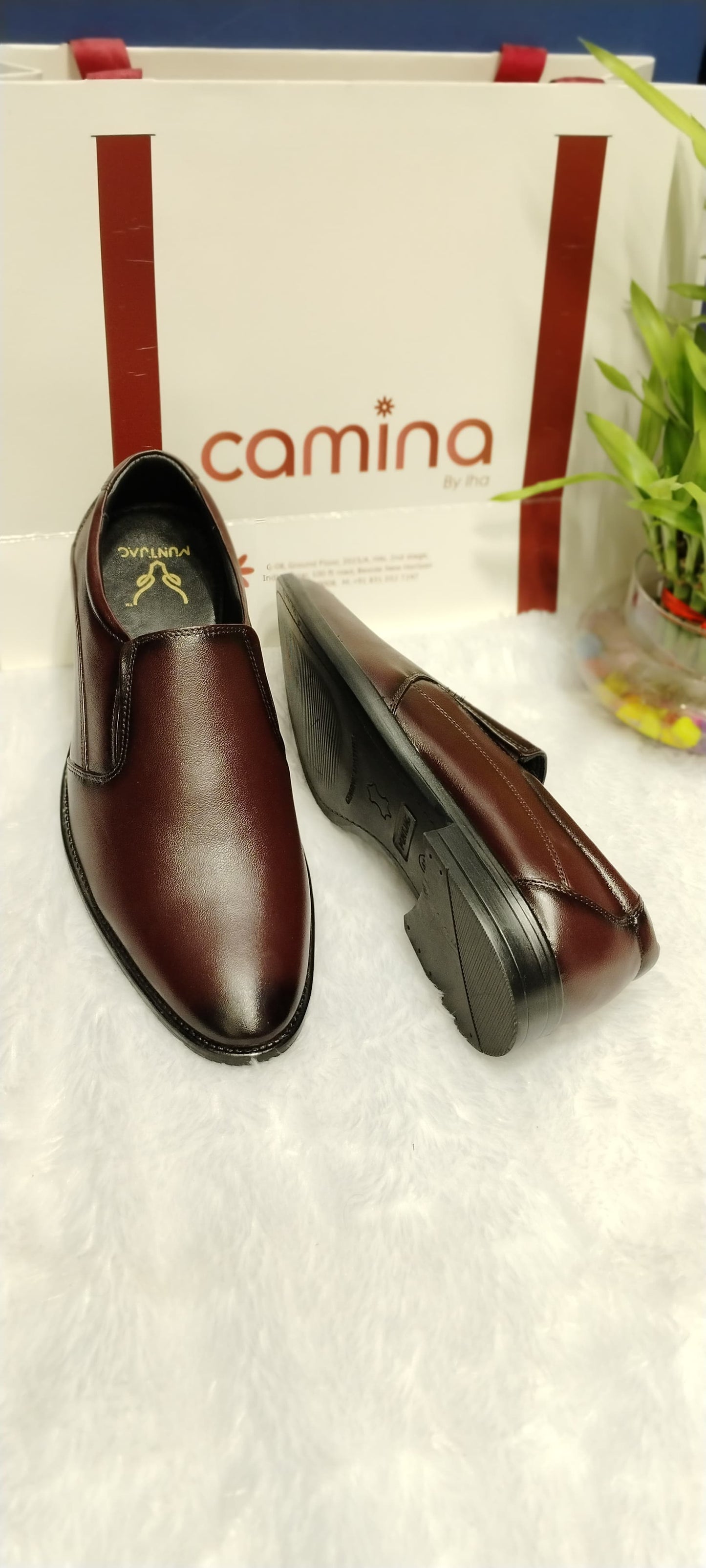 Men Round Toe Leather Formal Slip-On Shoe