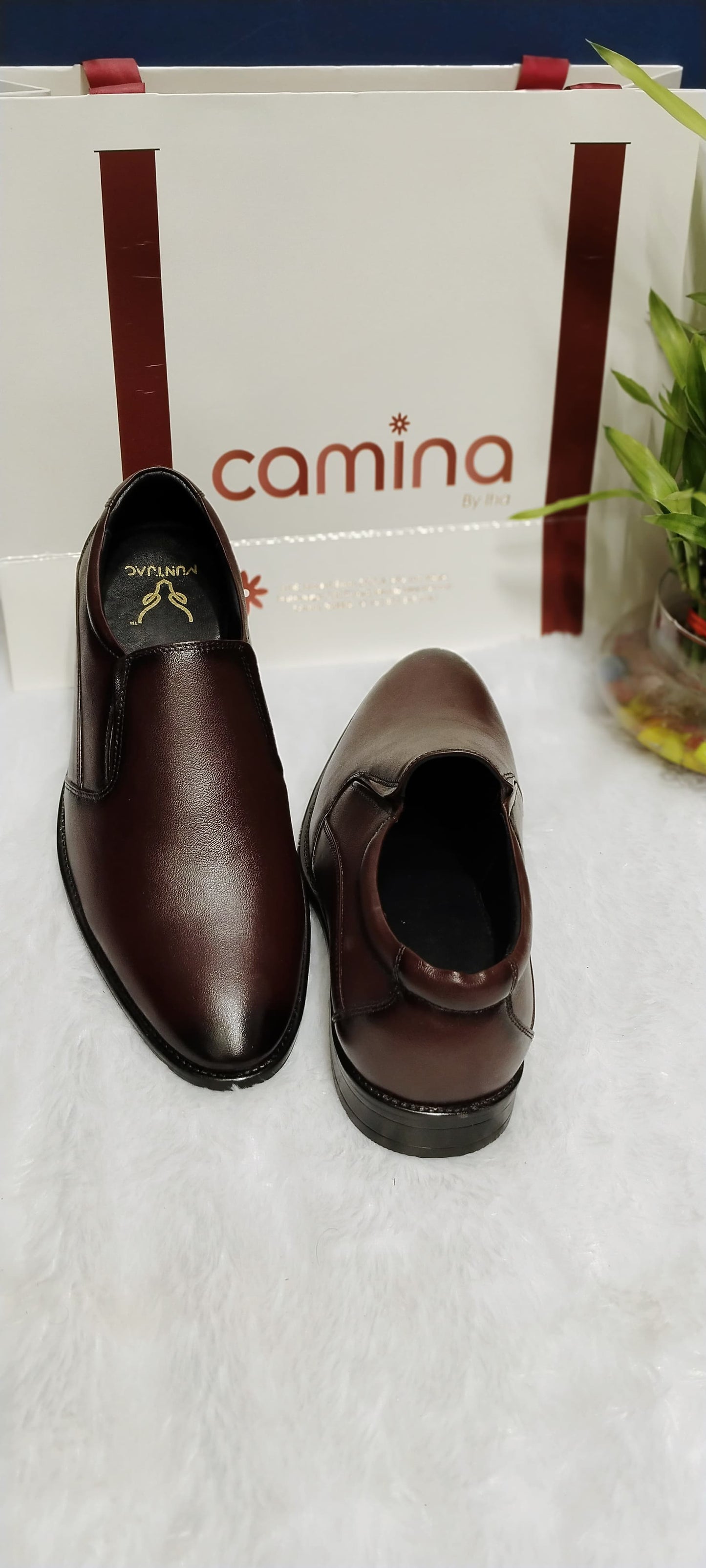 Men Round Toe Leather Formal Slip-On Shoe