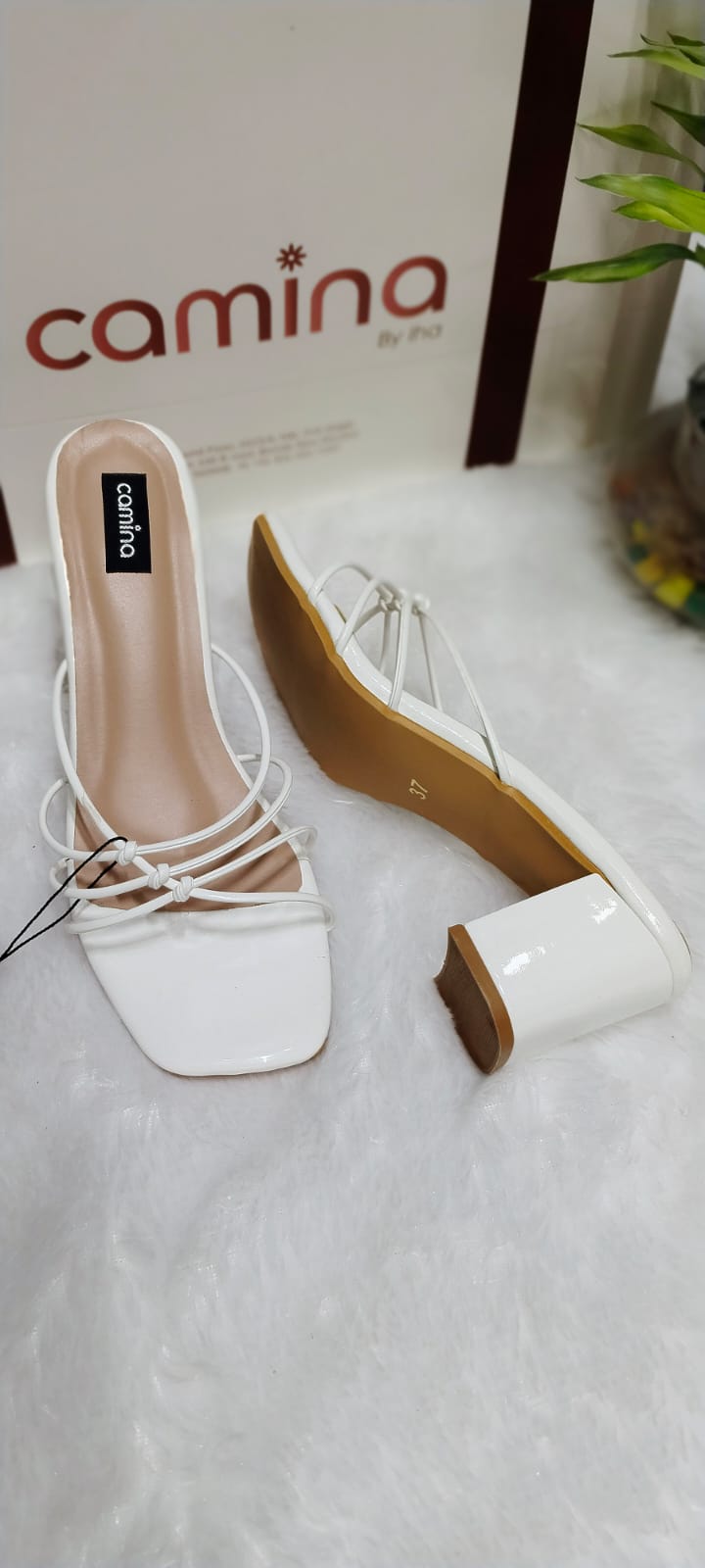 Elegant Women’s Regular Fit Kitten Heel Sandals – Grace & Comfort