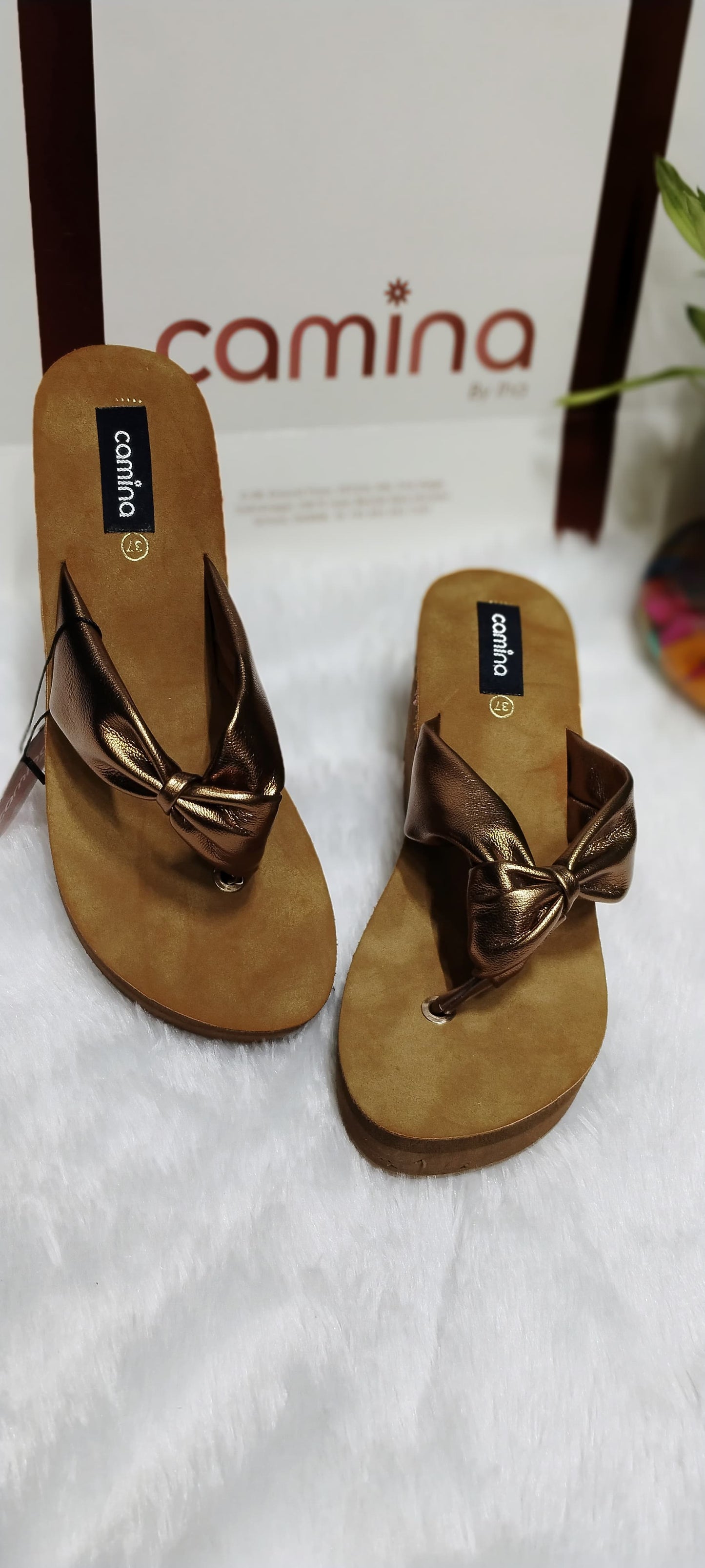 Elegant Metallic Bow Knot Thong Sandals for Women-C149