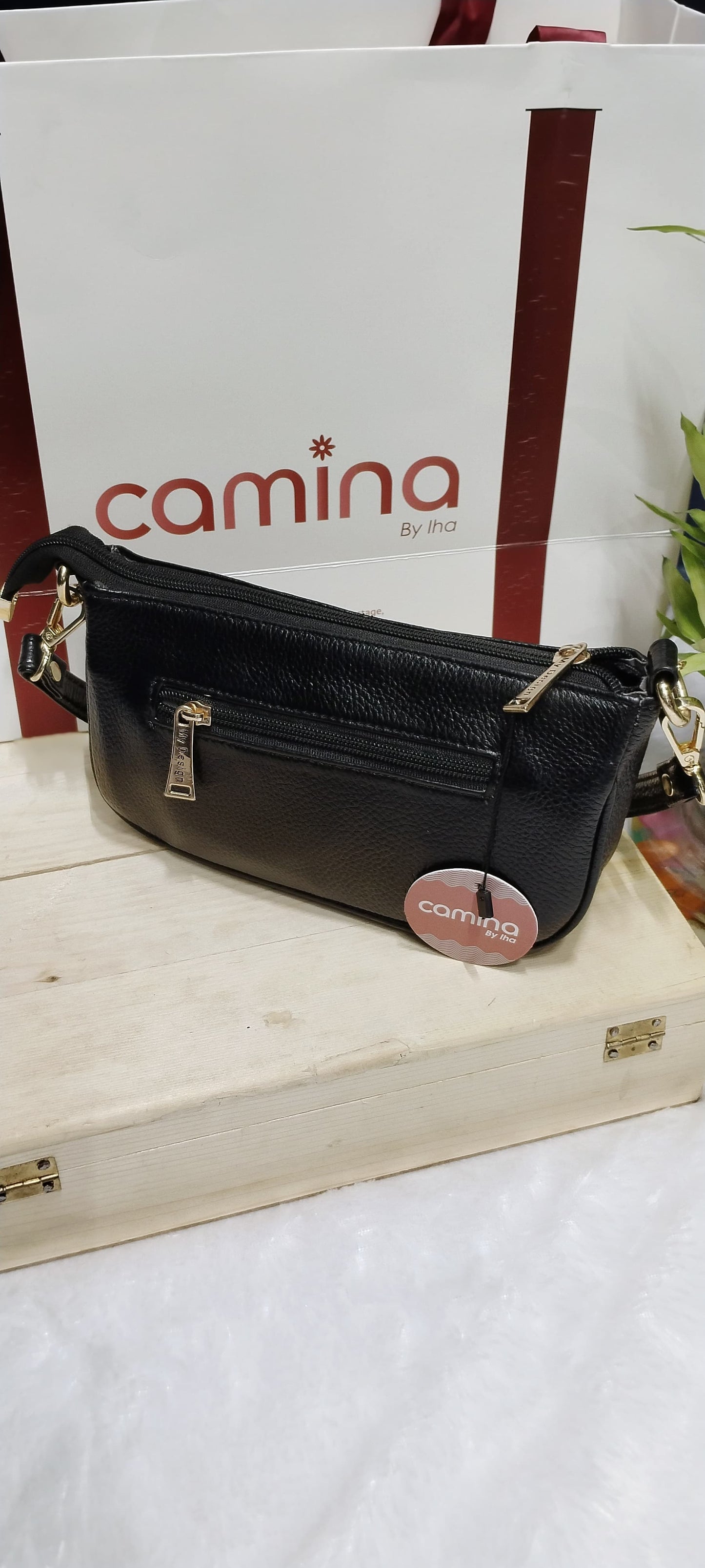 Luxe Elegance Pure Leather Shoulder Bag